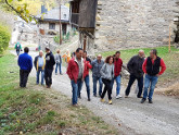 La Alcaldesa de Ponferrada visita a los vecinos de Compludo para conocer sus demandas